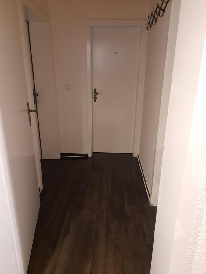 Zimmervermietung Bully Apartment Meyenburg  ภายนอก รูปภาพ